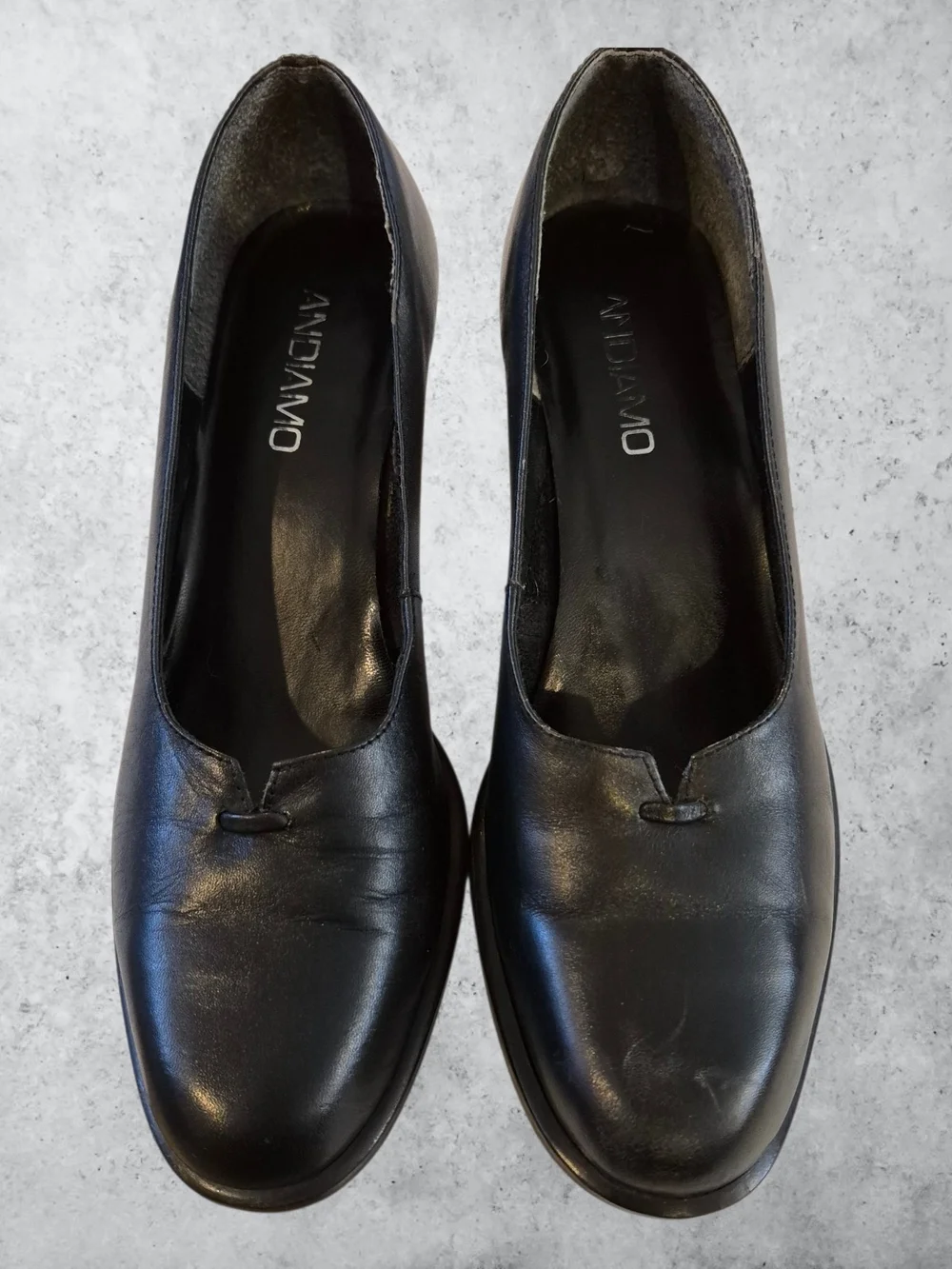 ANDIAMO Black Leather Pumps Size 8.5